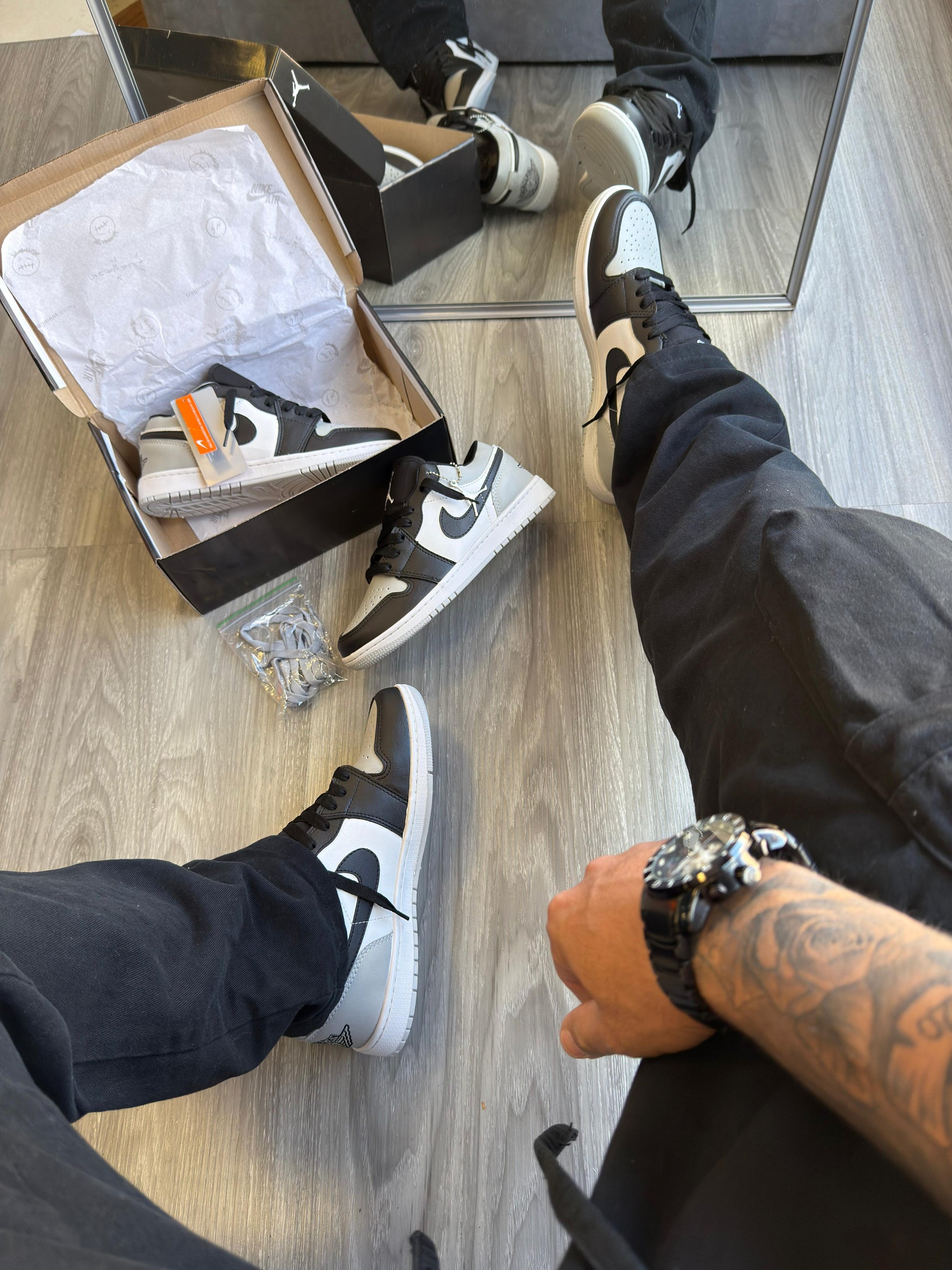 TÊNIS JORDAN LOW