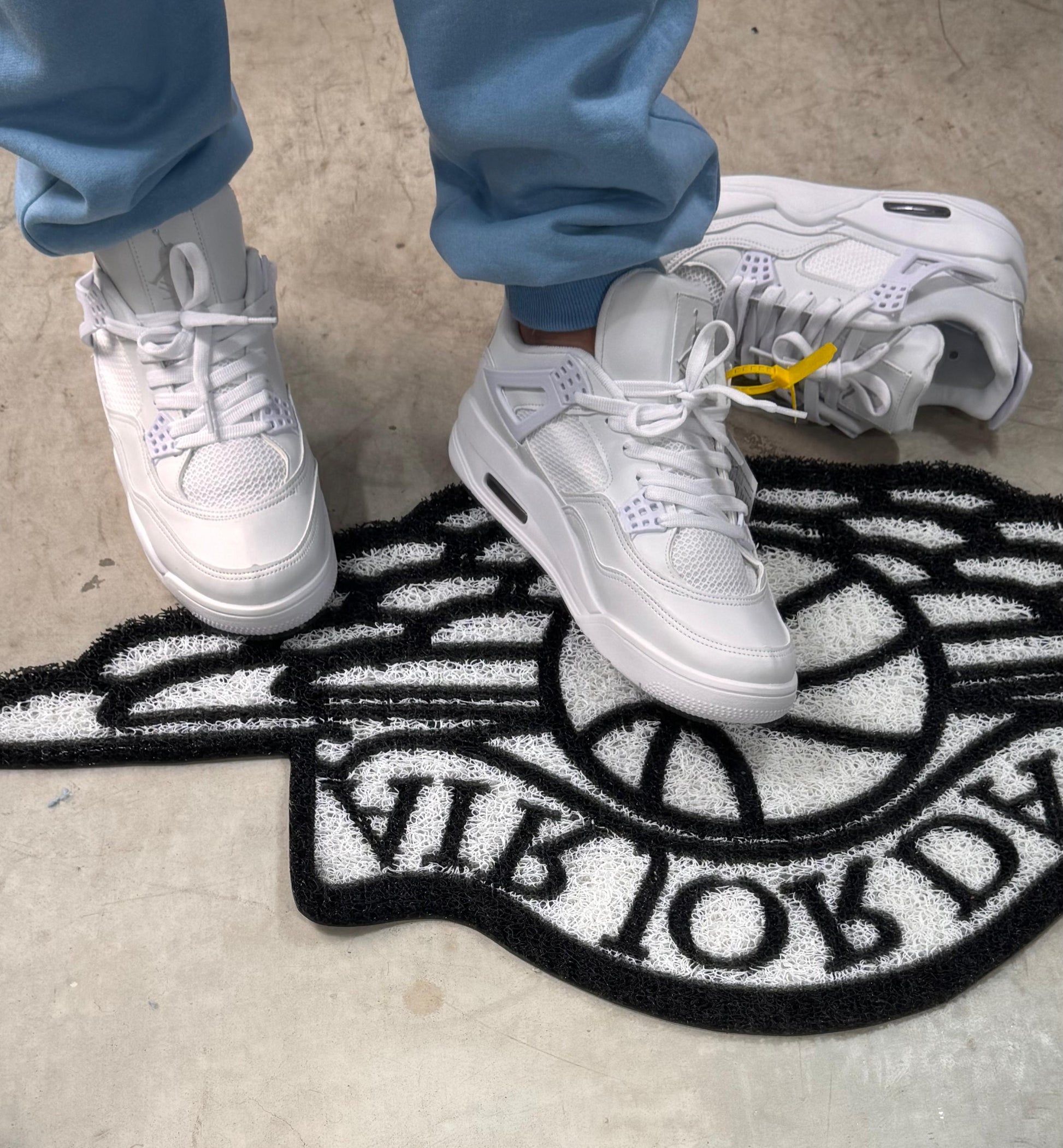 TÊNIS JORDAN LOW